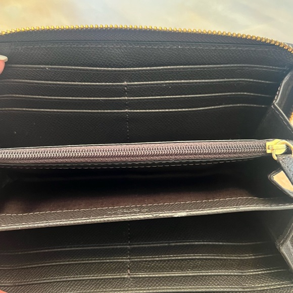 Coach Zip Wallet Python Embossed - Picture 9 of 10